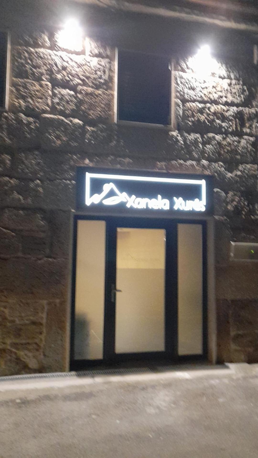 فندق Xanela Xures Muinos  المظهر الخارجي الصورة